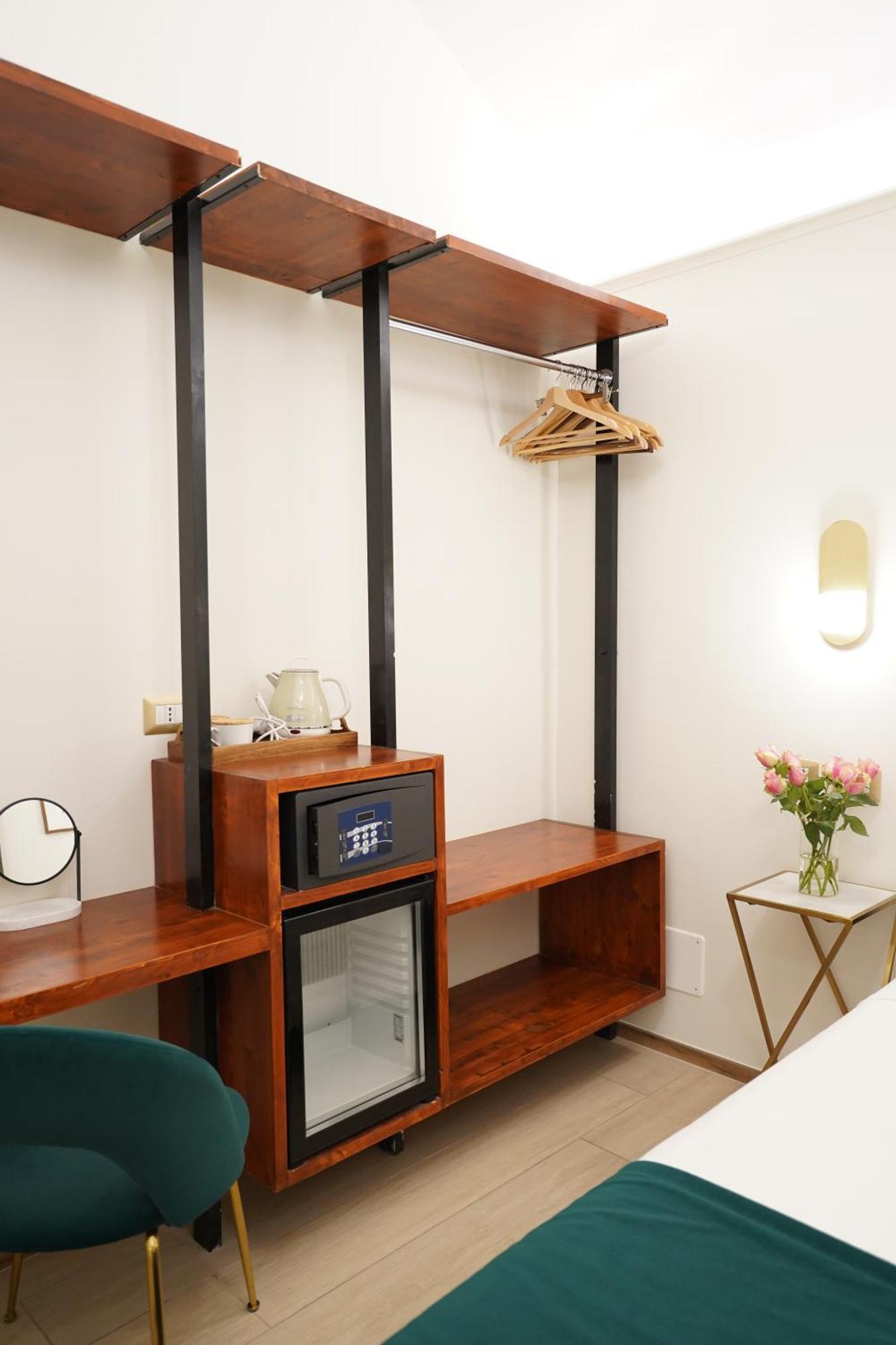 Charm&Bella Guesthouse โรม ภายนอก รูปภาพ