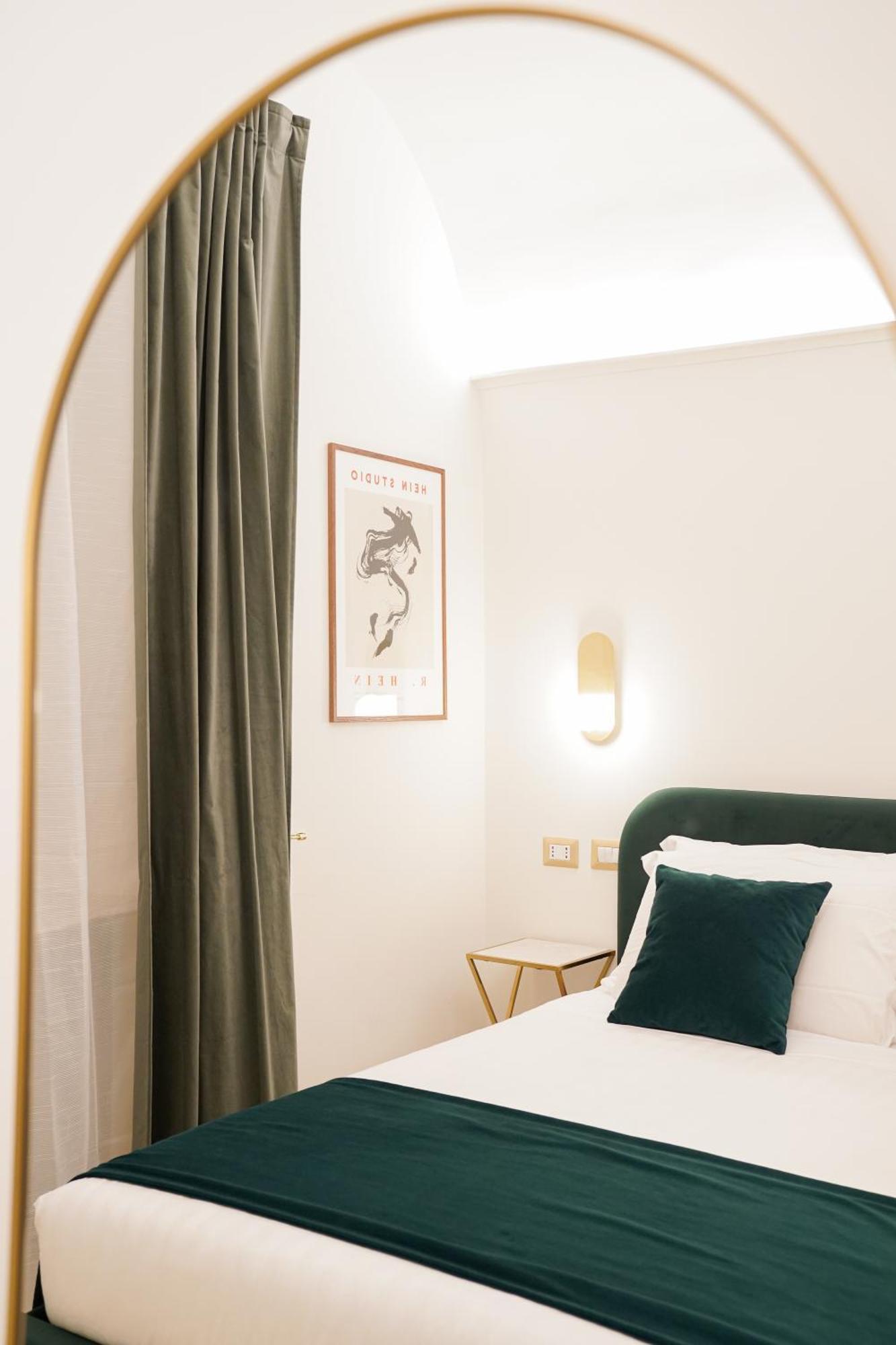 Charm&Bella Guesthouse โรม ภายนอก รูปภาพ