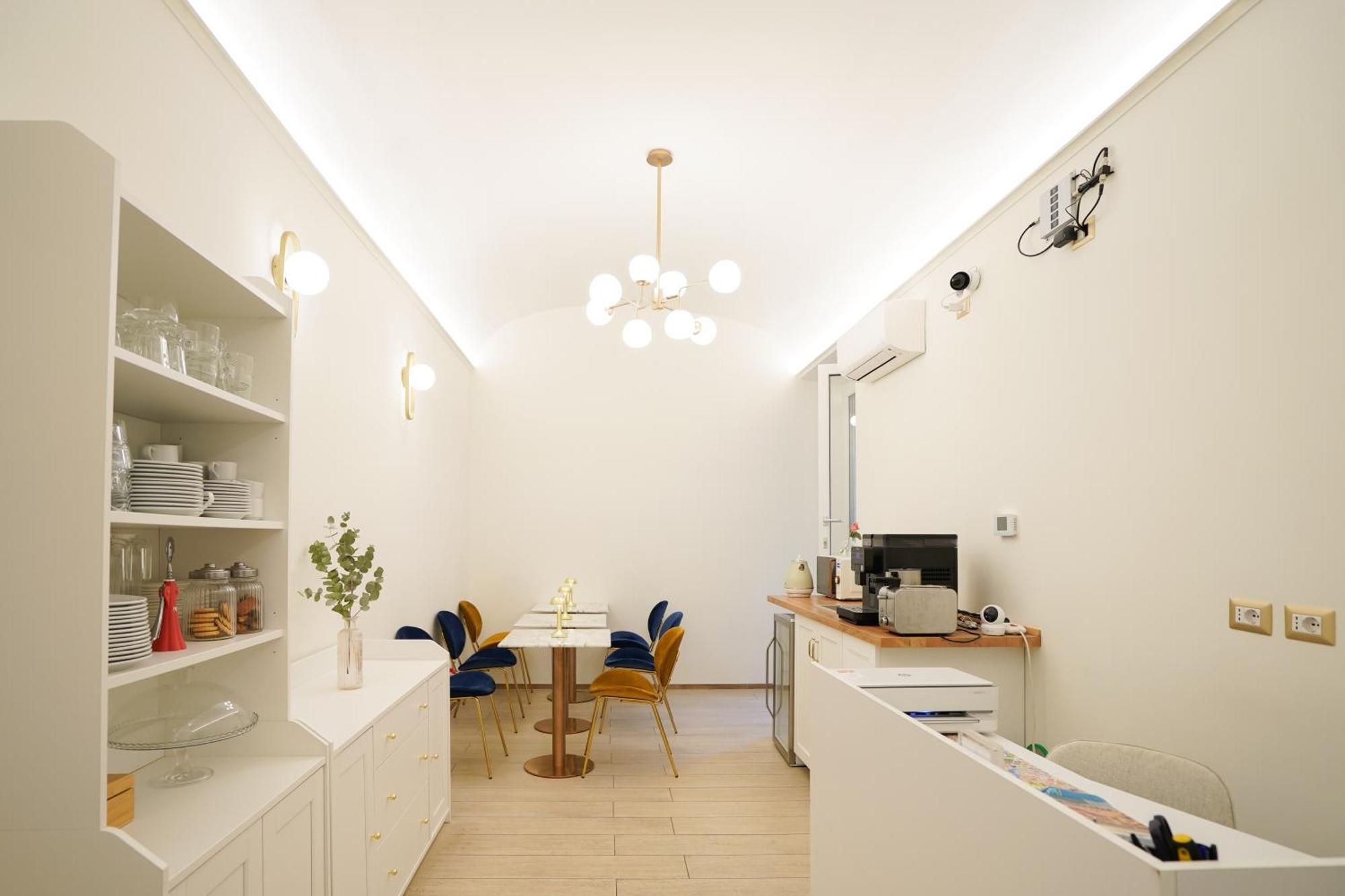 Charm&Bella Guesthouse โรม ภายนอก รูปภาพ